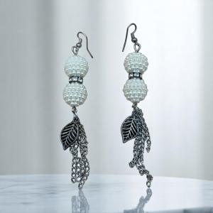 Pearl Cluster Leaf Dangle Earrings